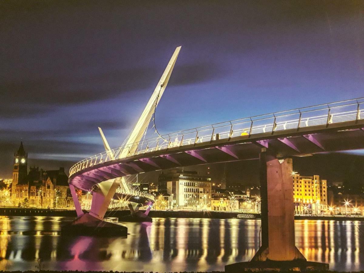 Vila Bridge House Derry City Townhouse Central Free Parking Exteriér fotografie